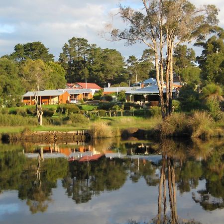 Nornalup Riverside Chalets Exterior photo
